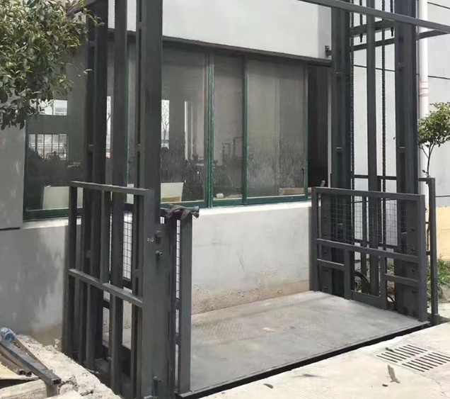 吉州导轨式施工升降机助力民生工程提速增效